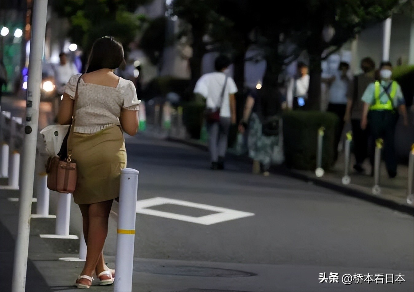 日本女孩抗击疫情,疫情让职业女性成功转型