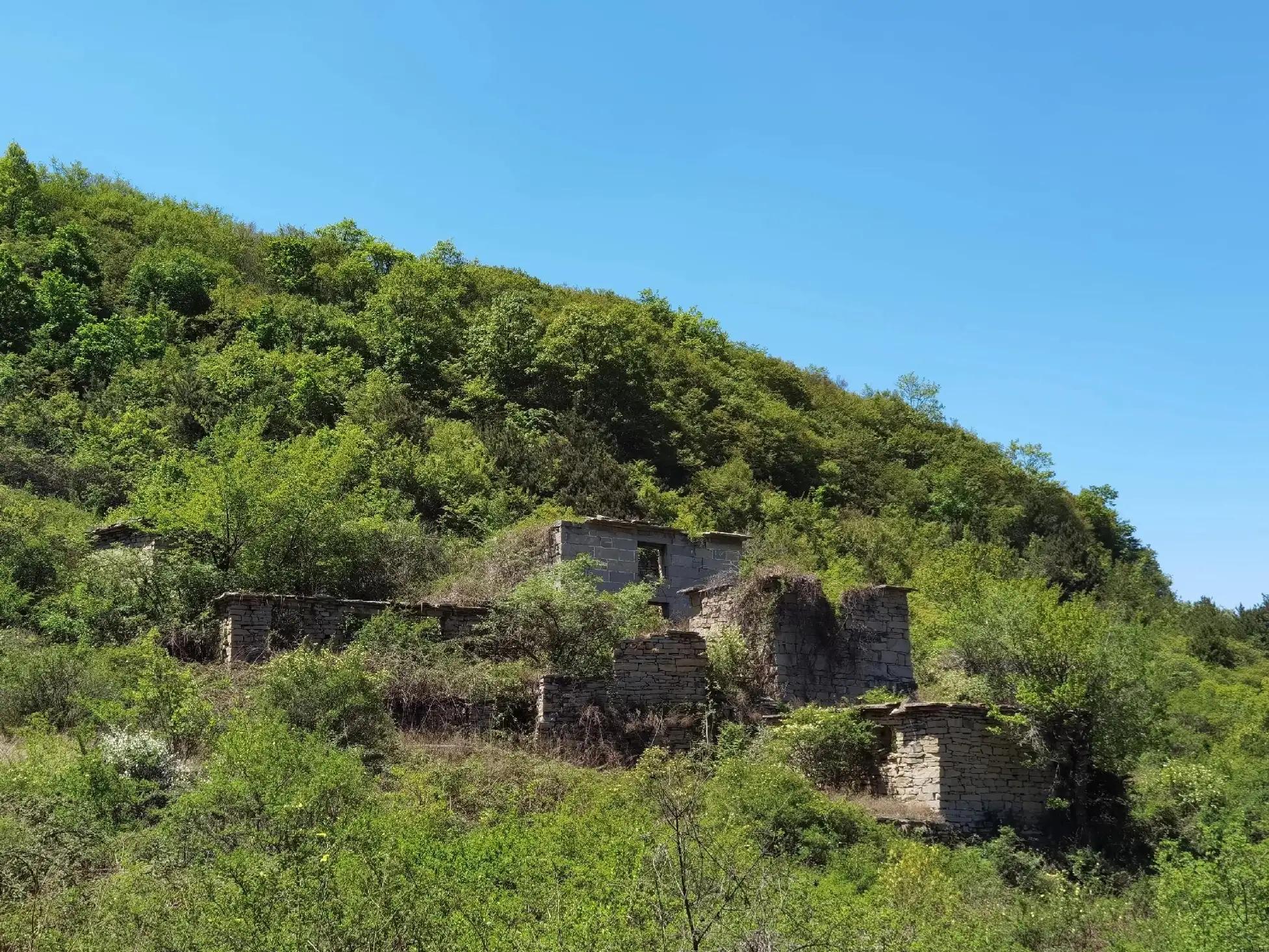 灵岩大佛山徒步,徒步灵岩山寺美篇