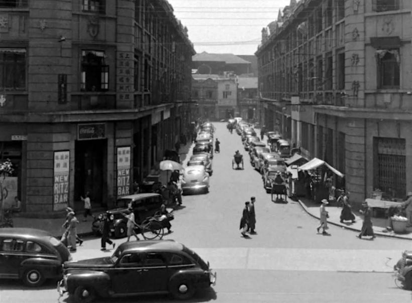 94年*小平邓**最后一次到上海，离开前对*菊黄**说：这是上海最后的机遇