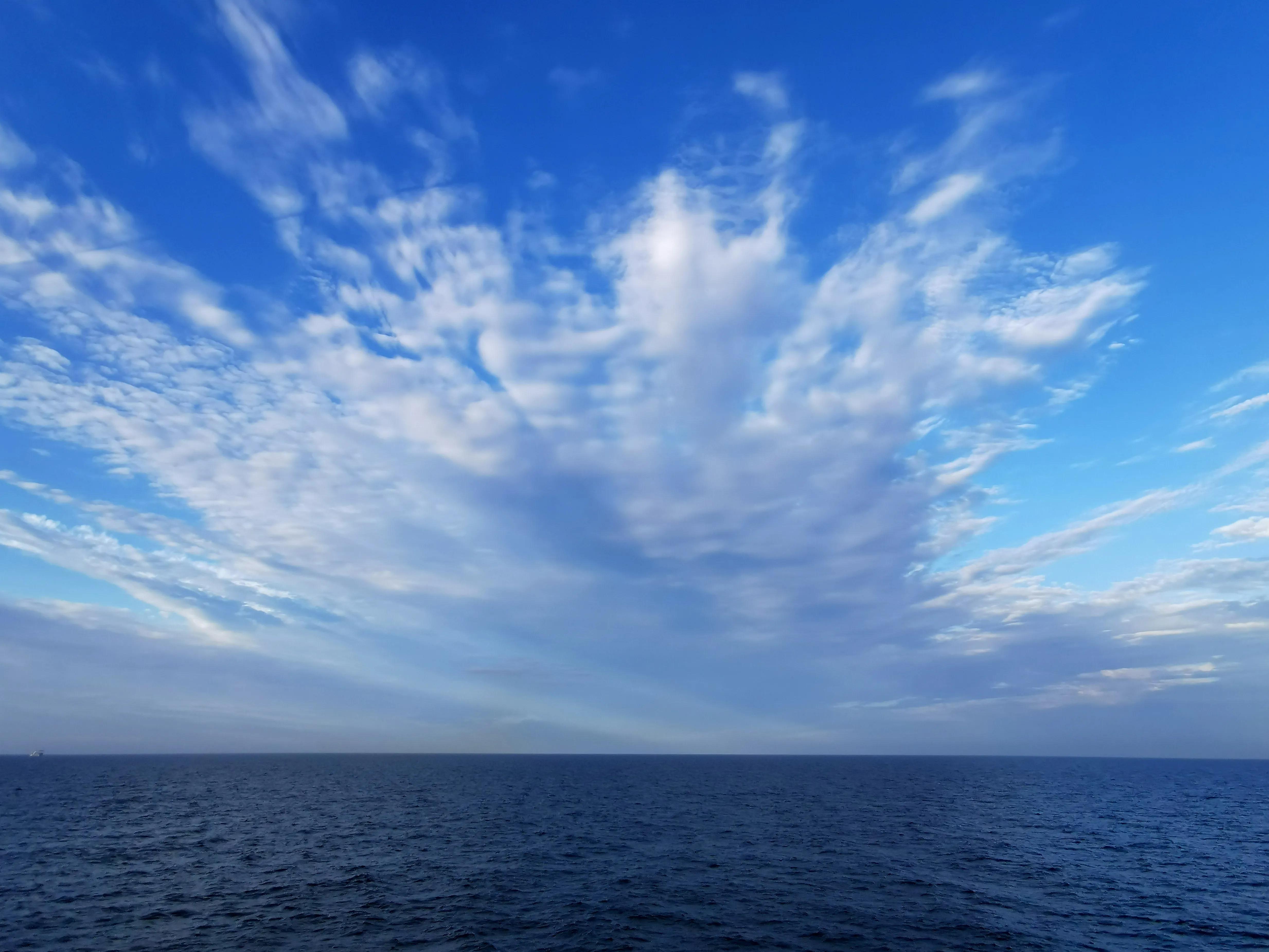 中山广场大连老视频,大连中山广场百年沧桑