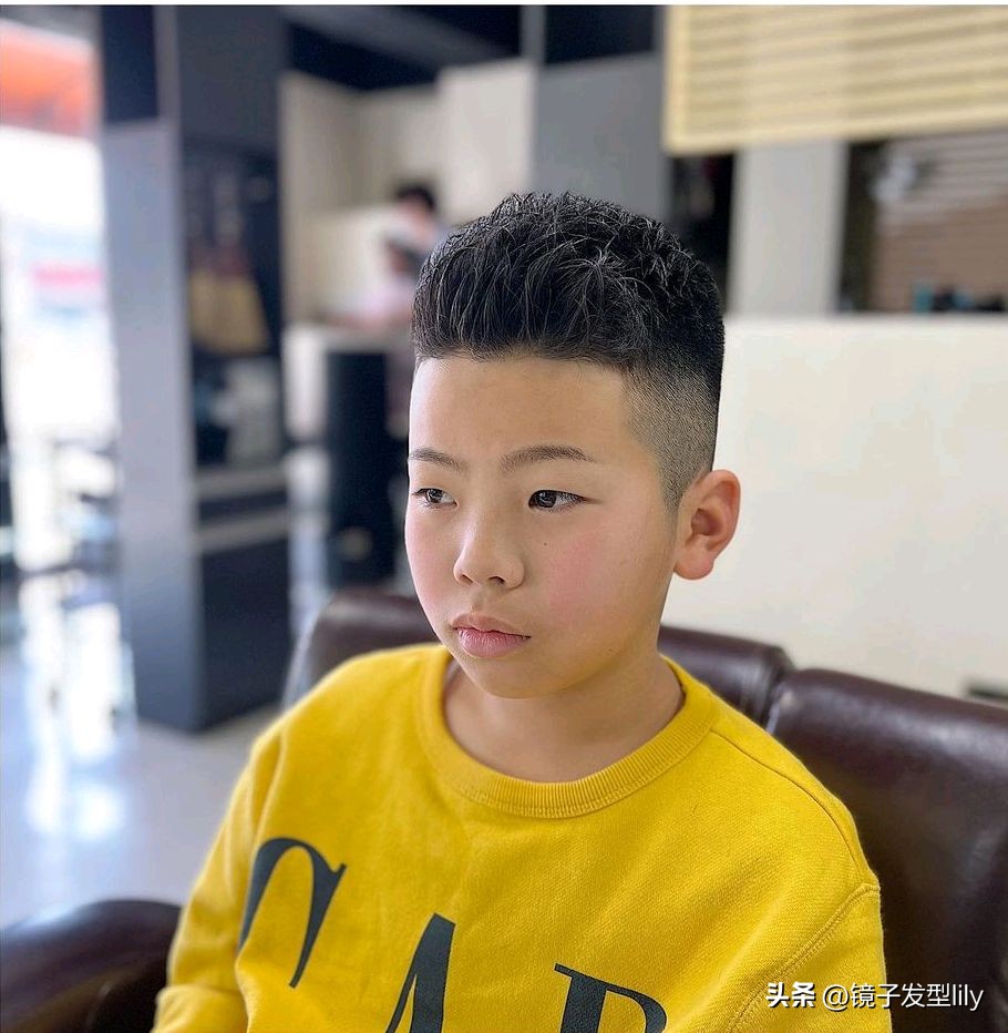 二月二龙抬头适宜的发型男孩,二月二龙抬头男生发型