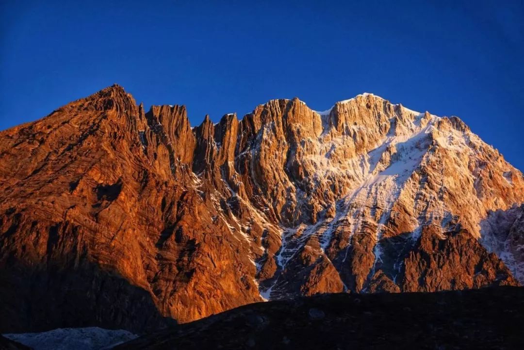 稻城亚丁解封后，又一顶级越野线路——洛亚大环线横空出世