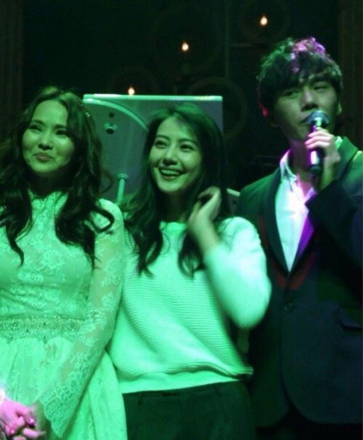 好闺蜜在背后捅刀子,好闺蜜背后捅你一刀