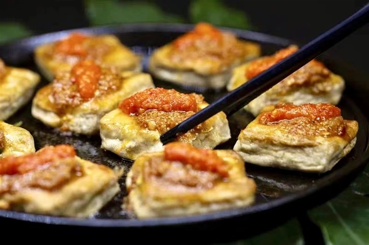 舌尖上的中国菜——浅论全国各地的特色美食