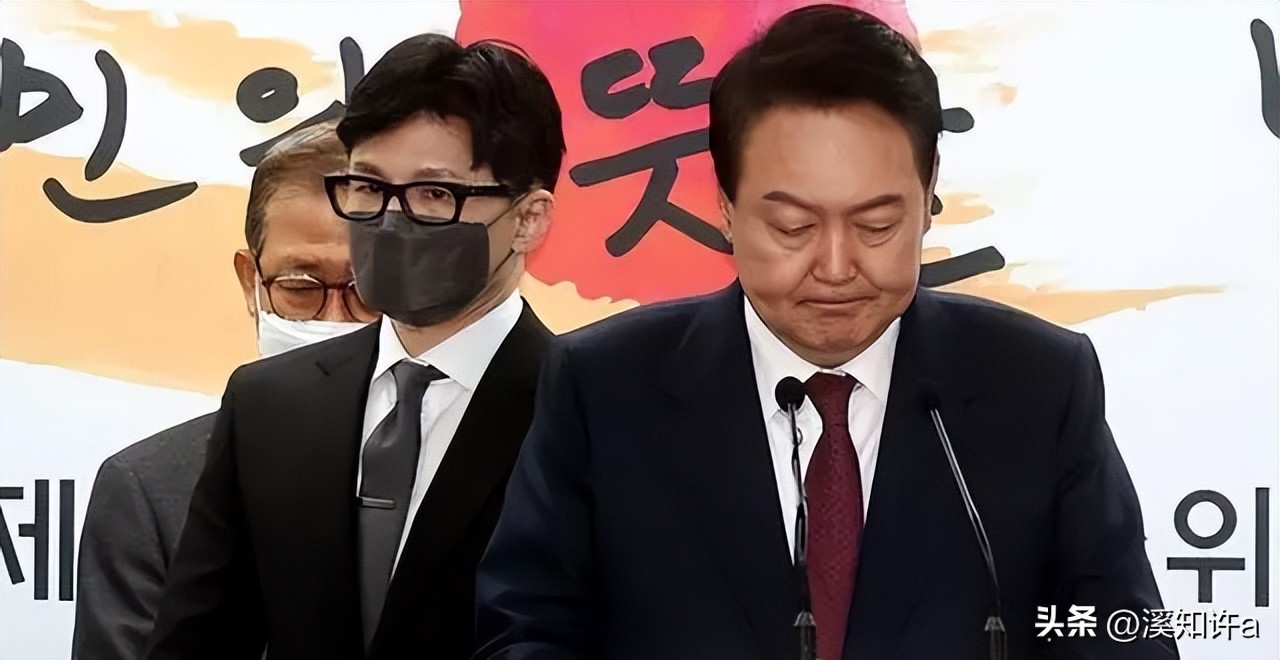 青瓦台文在寅最新消息,文在寅和尹锡悦在青瓦台开始会面