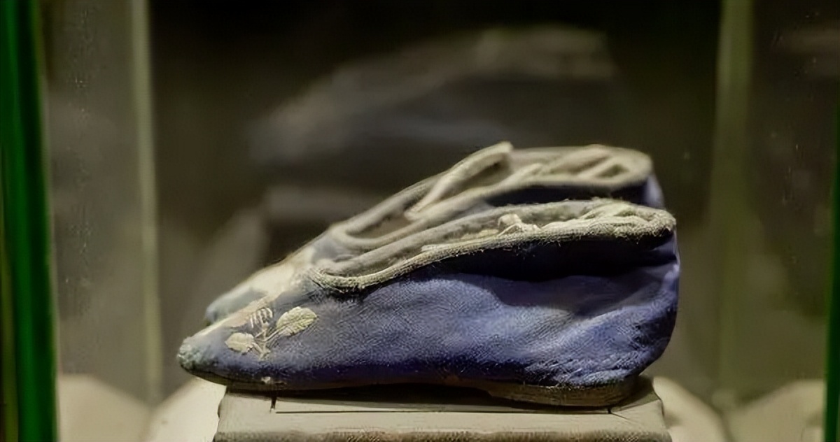 老北京布鞋真实事件,老北京布鞋爆改