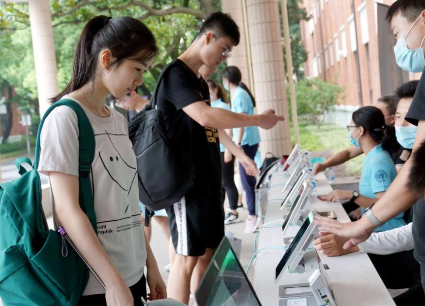 徐志胜学霸和学渣脱口秀,徐志胜高中同学