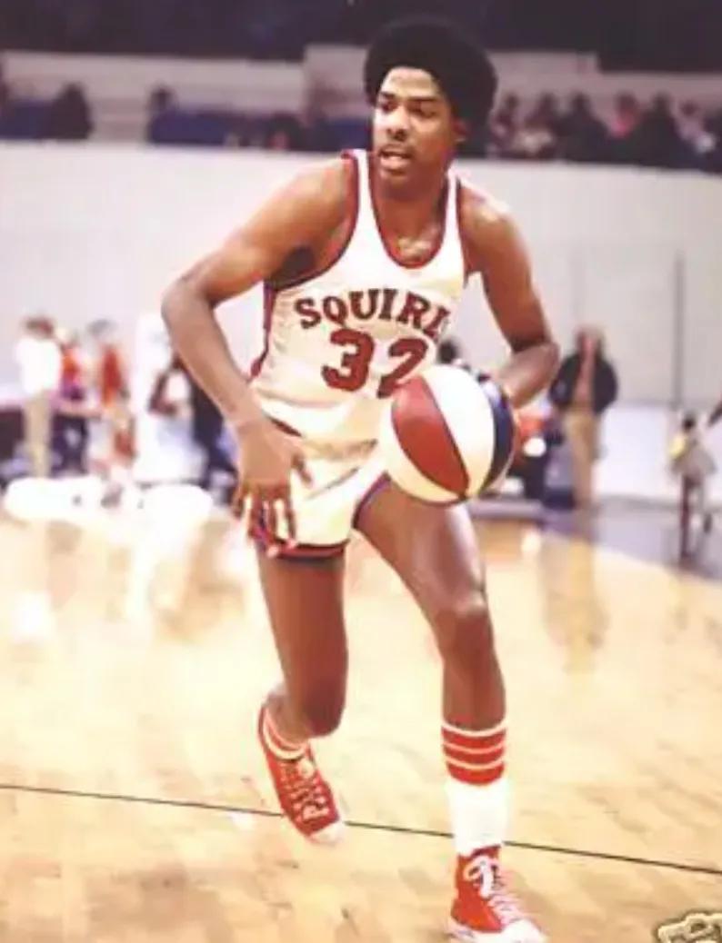 前锋排名前十名,前锋排名前十名篮球