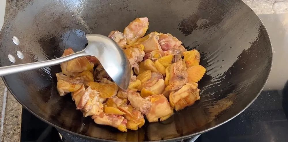 补肾补精吃生蚝和韭菜,生蚝补肾固肾的小方法