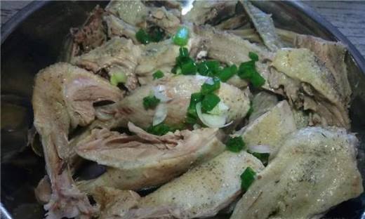 白斩鸭的做法大全家常简单,白斩鸭水煮技巧