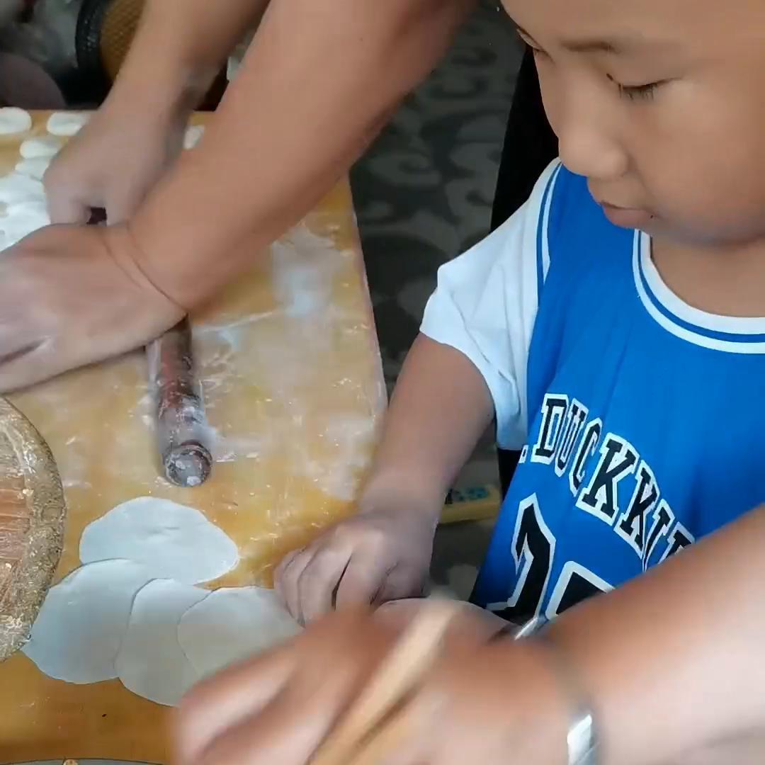 茴香鸡蛋馅饺子怎么做最简单好吃,茴香馅的饺子好吃吗