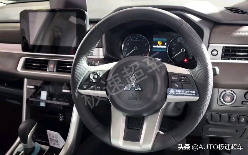 广汽三菱xpander与日产新骊威,三菱骊威