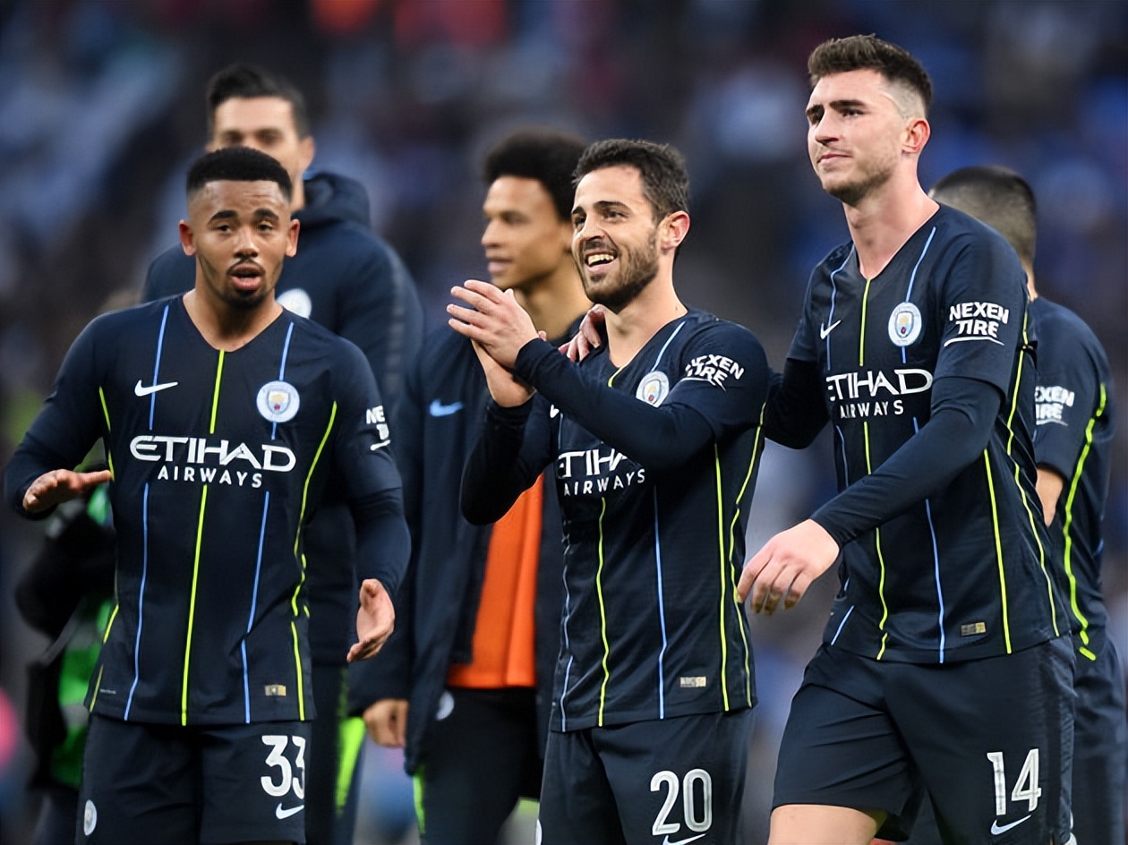 瓜迪奥拉几个联赛冠军,瓜迪奥拉10个赛季8次夺冠视频