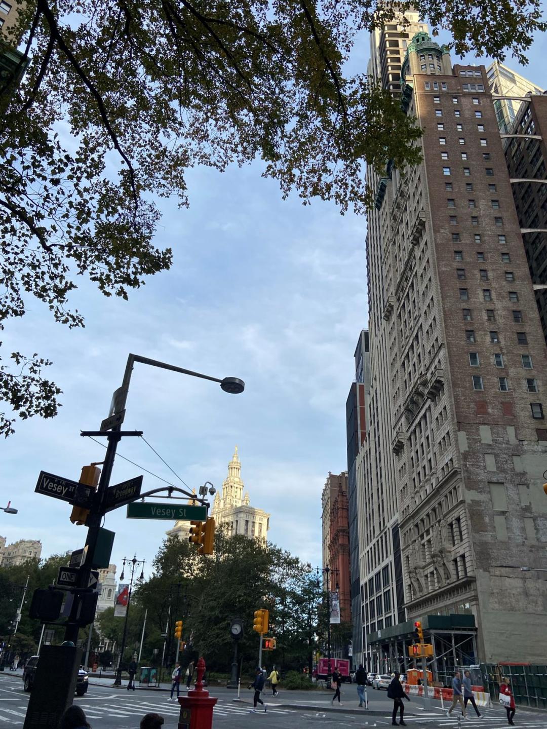 看他分享在纽约大学读计算机的体验，慕了！