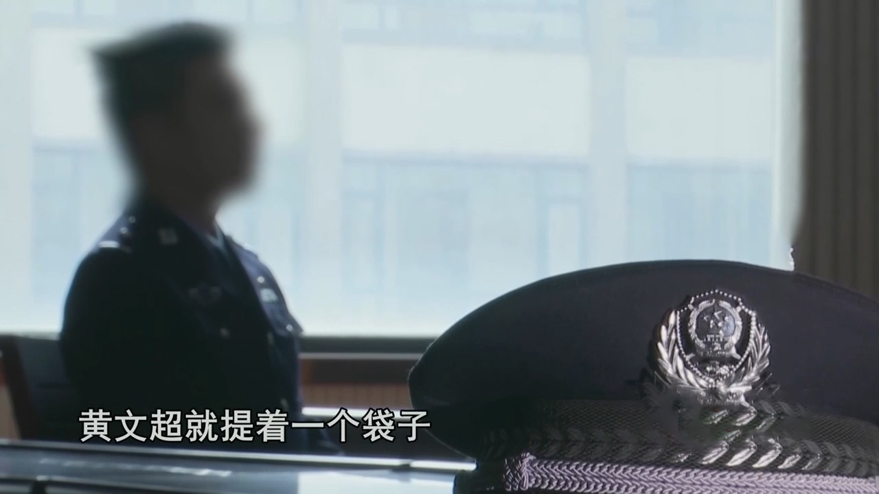 21年湖北修车老板生意惨淡，却开豪车买奢侈品，调查揪出惊人内幕