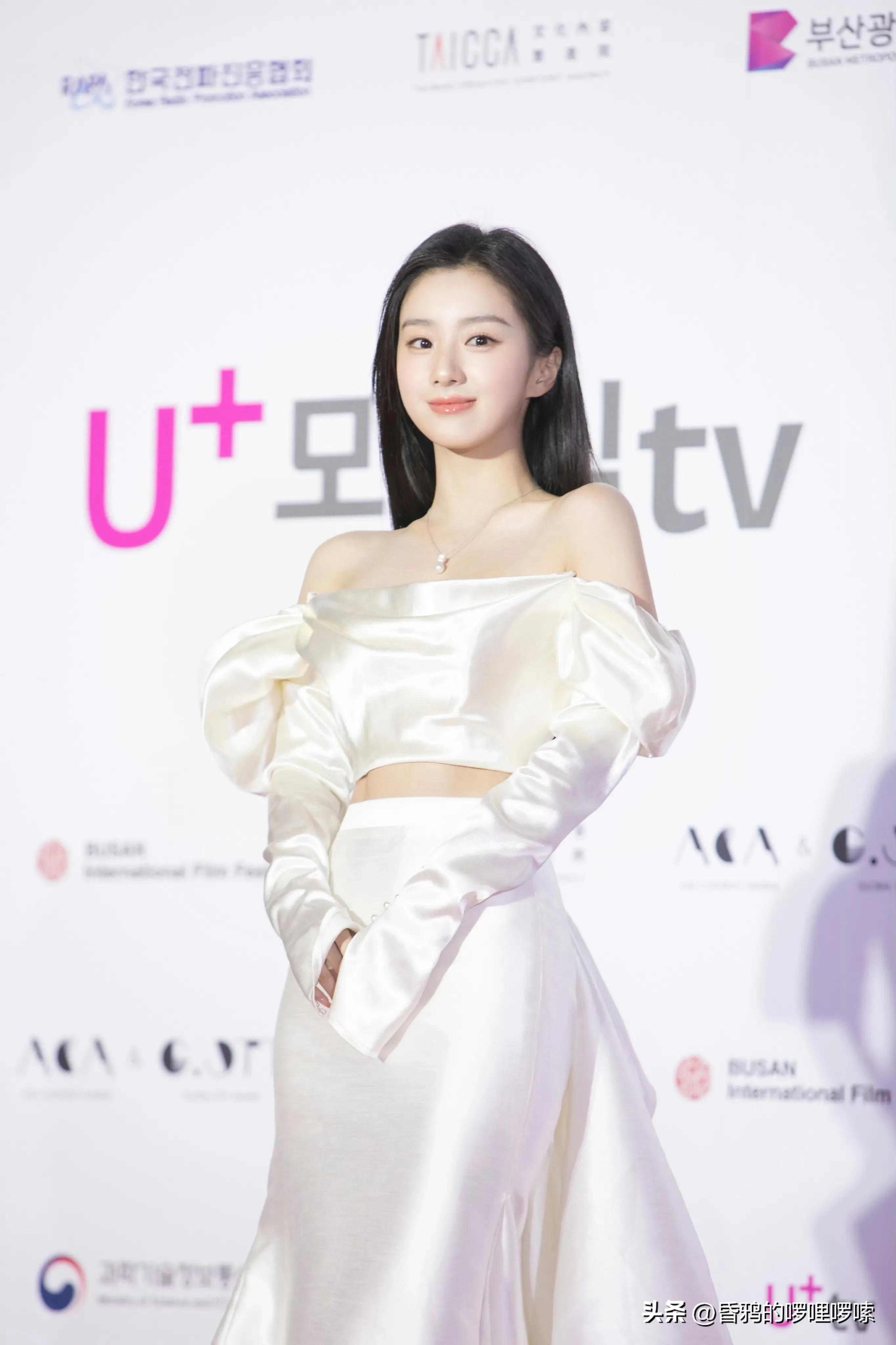 什么是又纯又欲?看看包上恩就知道了