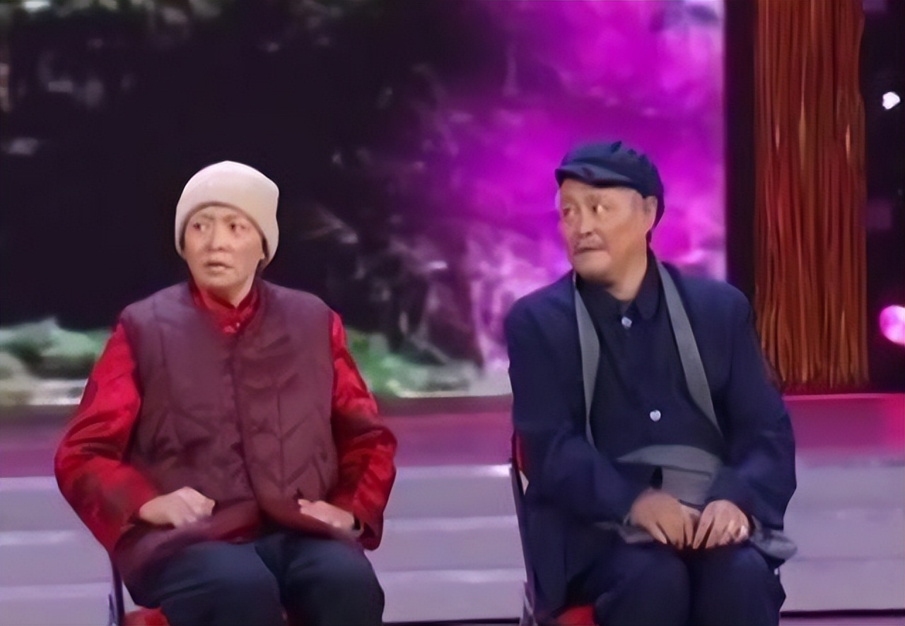 春晚主持人董卿周涛朱迅李思思,春晚主持人董卿朱迅周涛