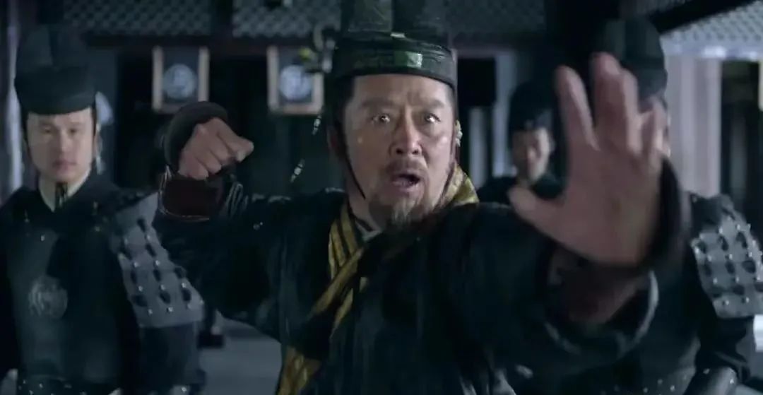 《白眉大侠》27年，10位演员境况差别巨大，男4号已成一线明星