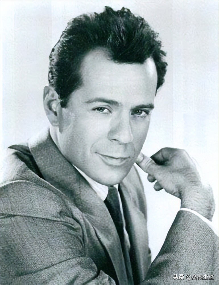 好莱坞硬汉布鲁斯威利斯告别影坛,布鲁斯威利斯烂片