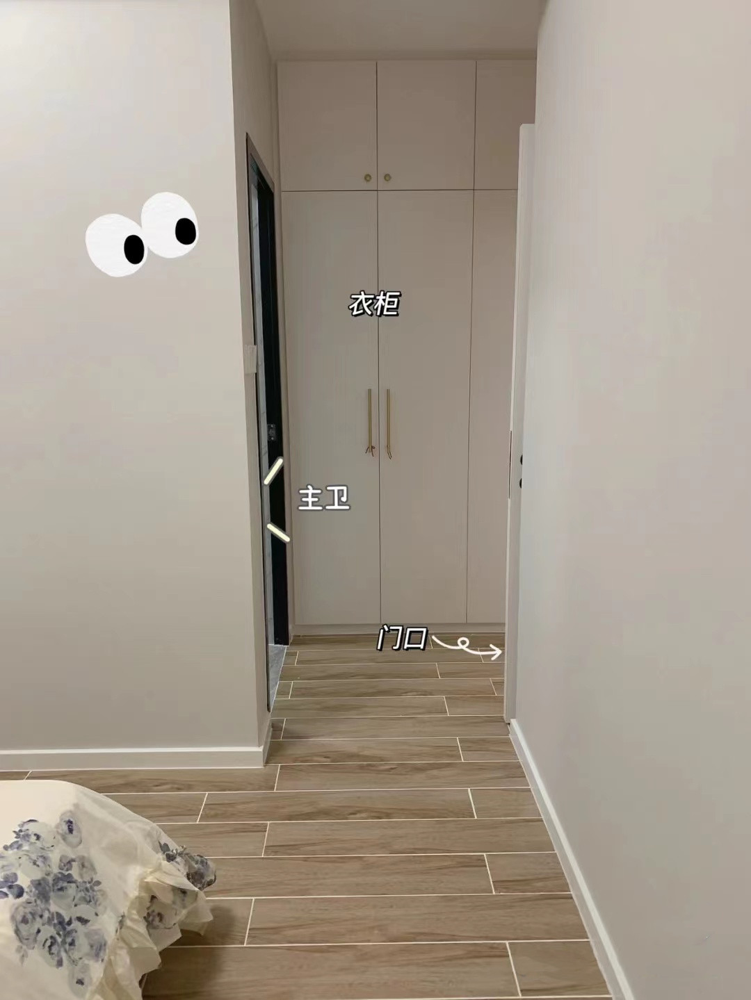 小户型进门鞋柜装修效果图大全,极简老房进门鞋柜简单大气