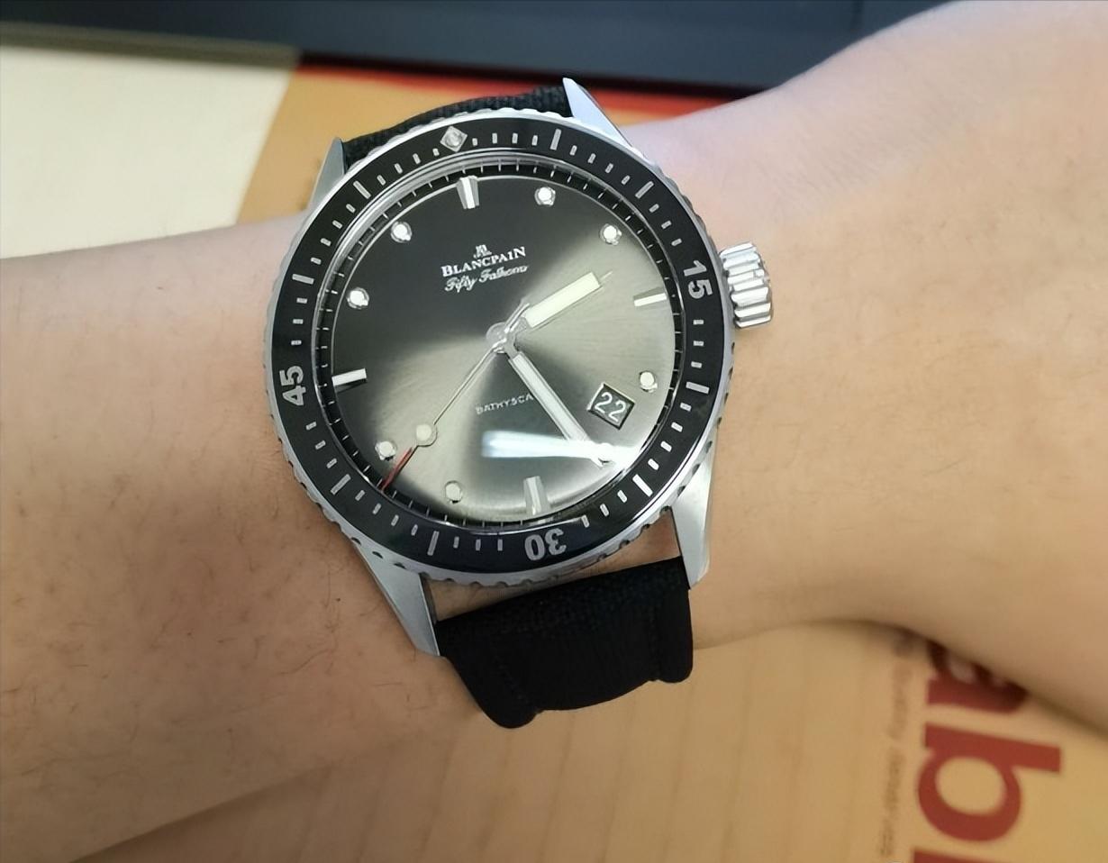 瑞士天文台认证手表品牌有哪些,瑞士诺贝尔手表属于什么档次的