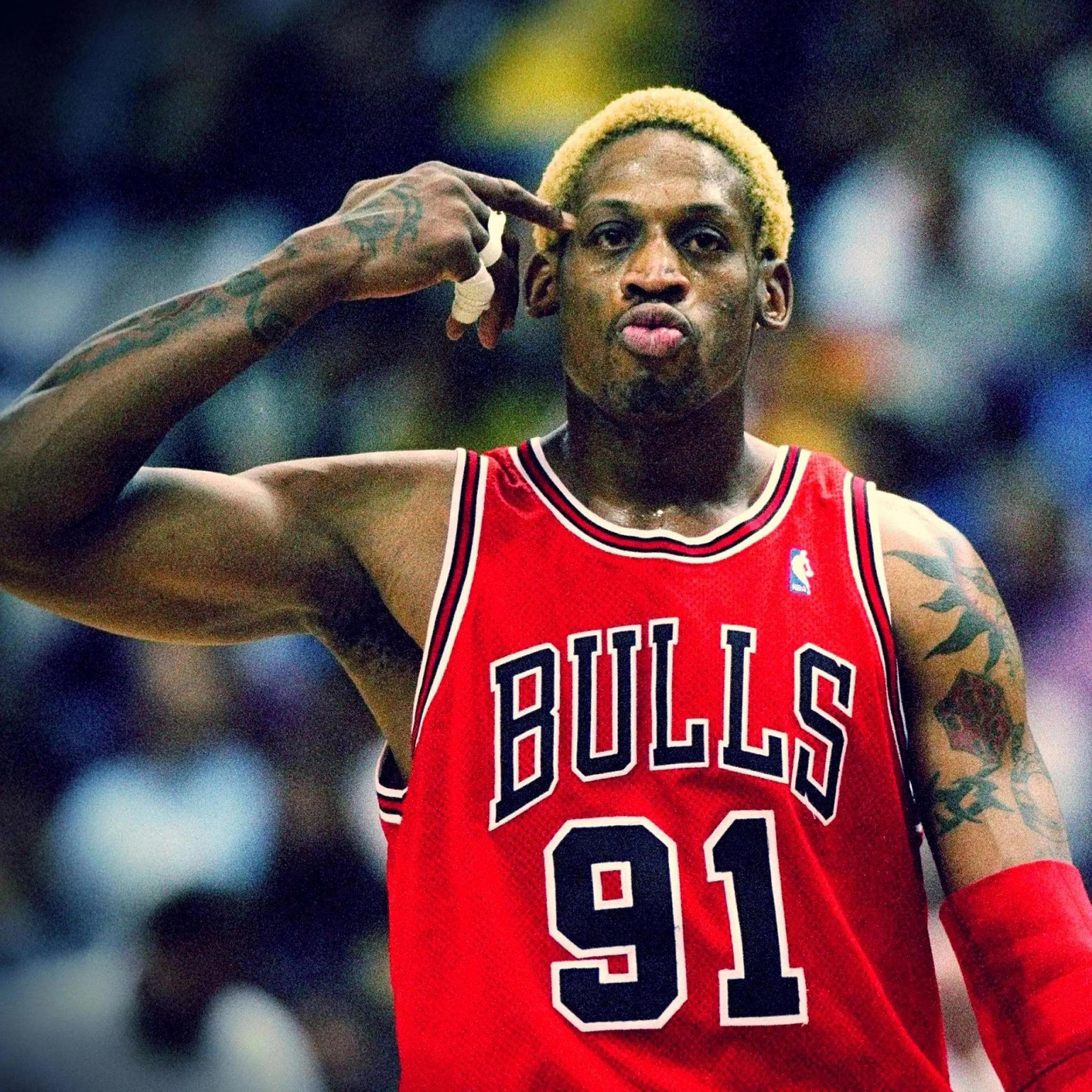 格里芬拿着活塞球衣,格里芬入选nba