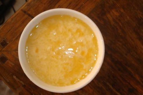 农村小伙靠200赚到2个亿,农村80后小伙回乡创业年入三十万