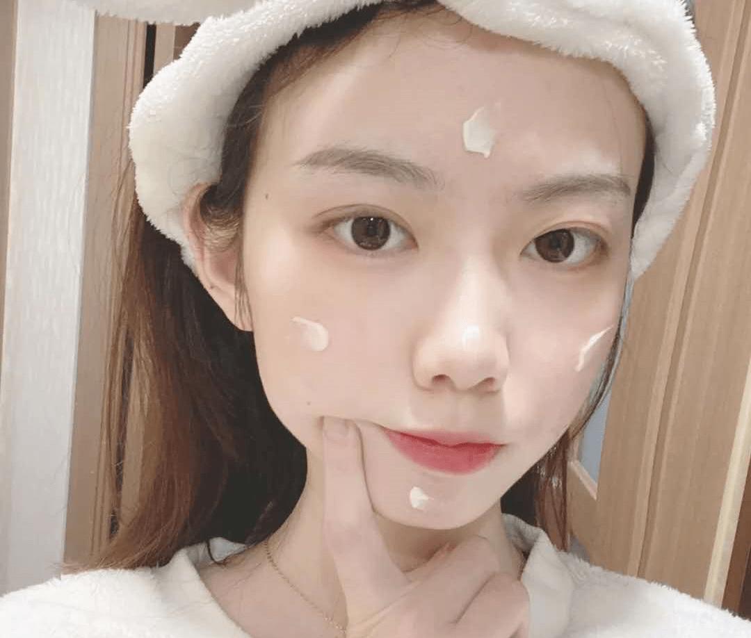 哪款眼霜能与兰蔻相媲美,国货抗皱眼霜35岁以上测评