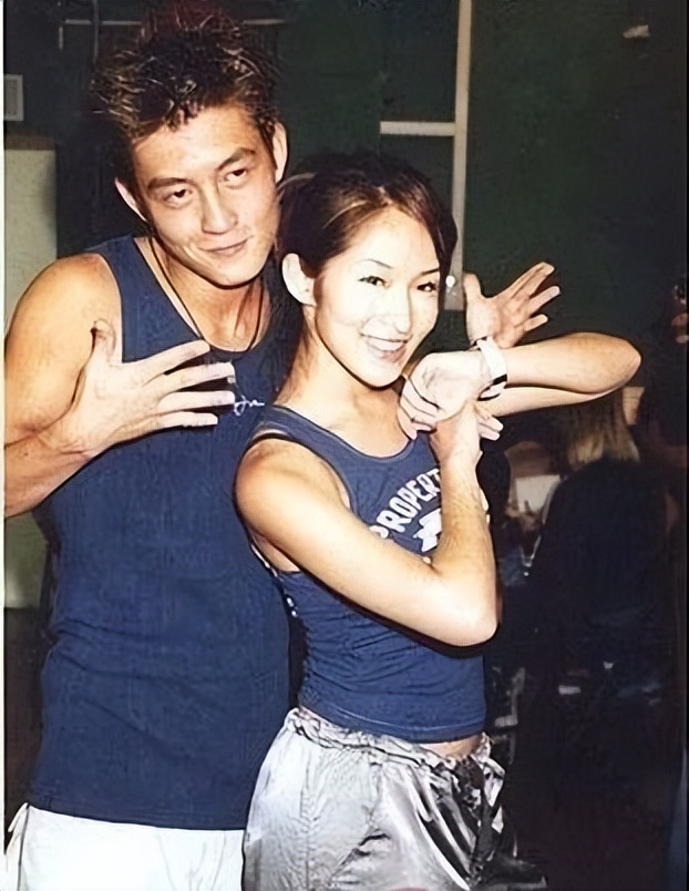 陈冠希被叫成陈奕迅后续,陈冠希被路人激怒原视频