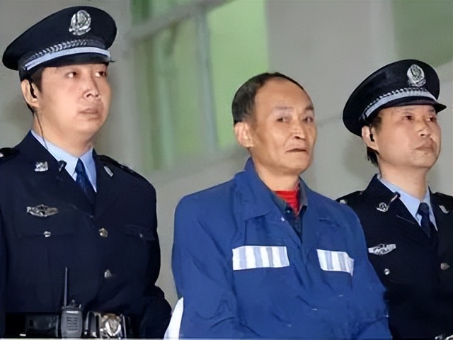 周正龙诈骗案判几年,周正龙的华南虎事件一审判决书