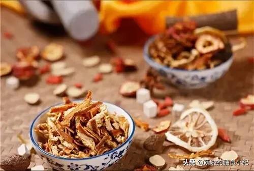 养生花茶的种类和功效大全,春天适合女性养生花茶配方大全