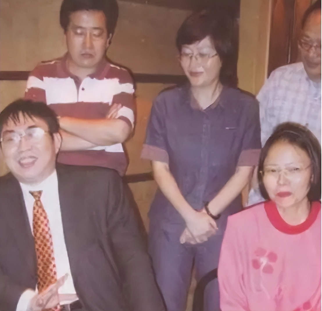 王静和聂卫平离婚原因,王静与聂卫平婚变以后的日子