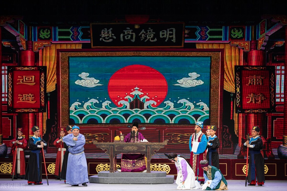 窦娥临终前为什么发下三桩毒誓,窦娥临刑前发下的三桩誓言目的