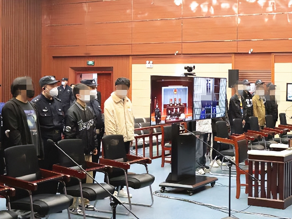 37亿余元增值税普通发票，究竟来自哪里｜今晚九点半