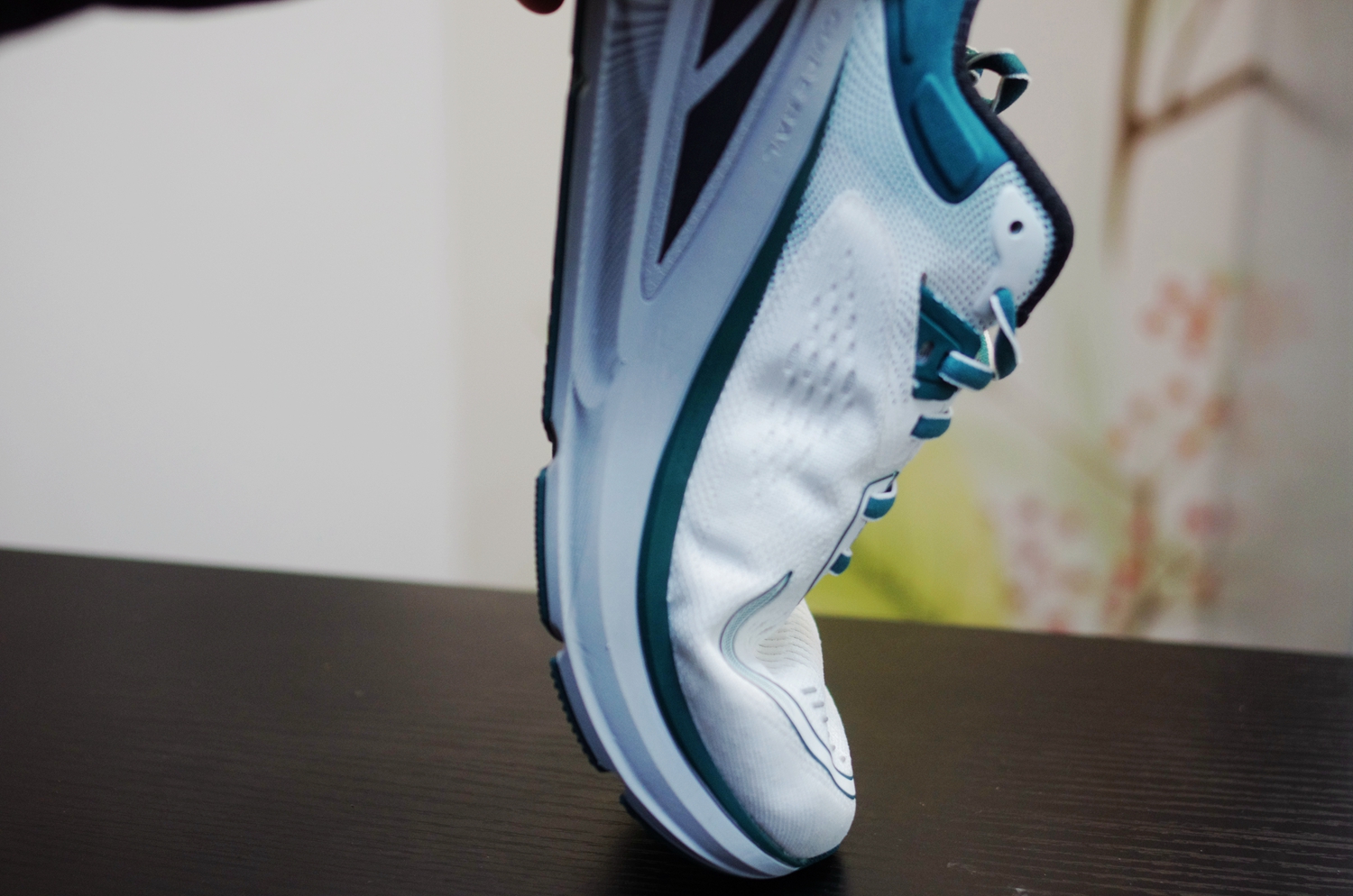 2023超强推进力跑鞋,奥创paradigm跑鞋评测