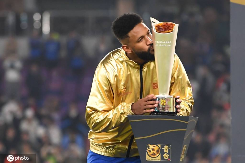 4年三夺总冠军,三镇2-0泰山超级杯夺冠