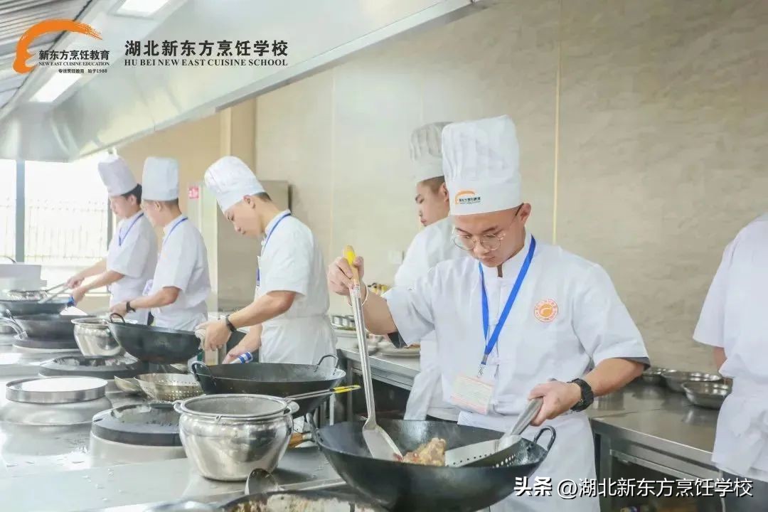 学做菜必备的10种方法,学习厨艺最基础的10个烹饪技巧