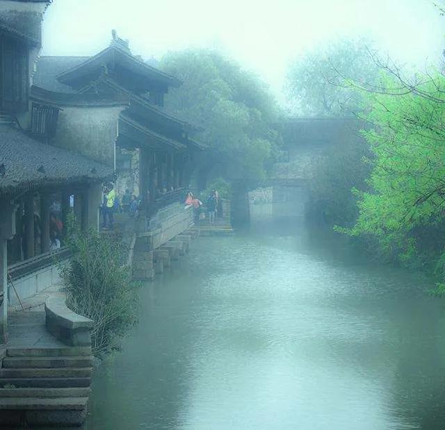 绝美散文听雨,黄昏听雨的原创