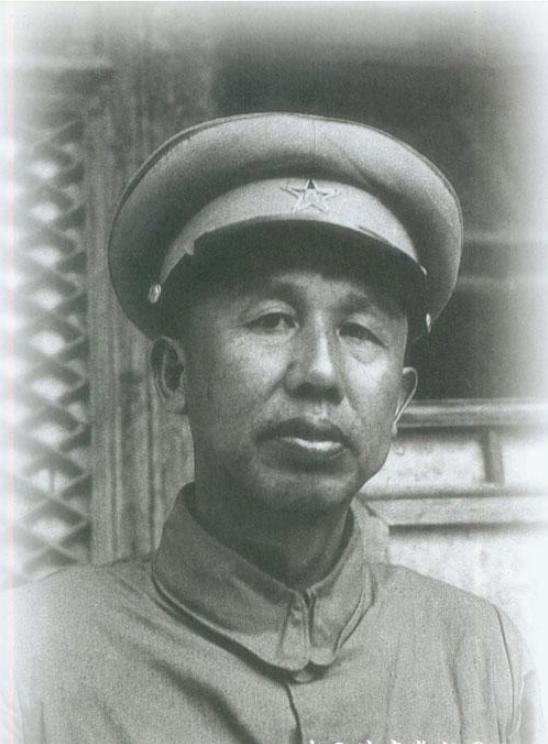 1936年王平去见毛主席，提出想改名字，主席问：你想改成什么名字