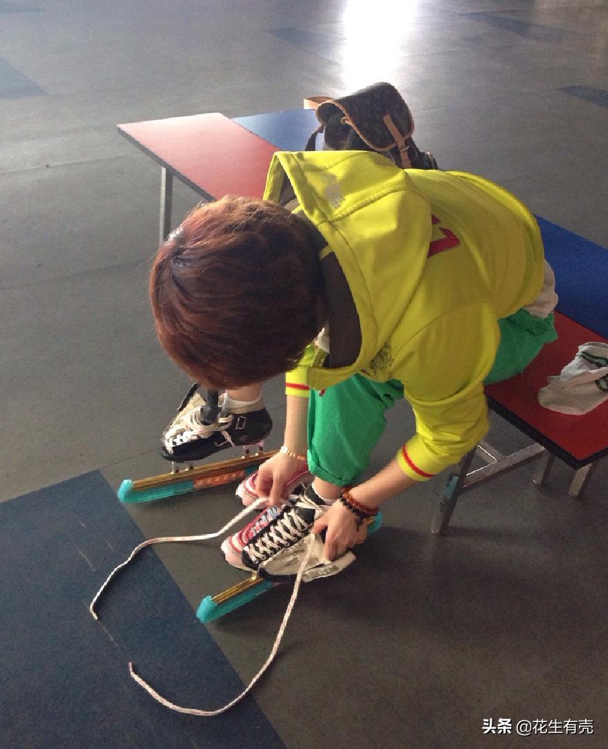 王濛周洋夺冠的高光时刻,王濛周洋冻手冻脚变年轻