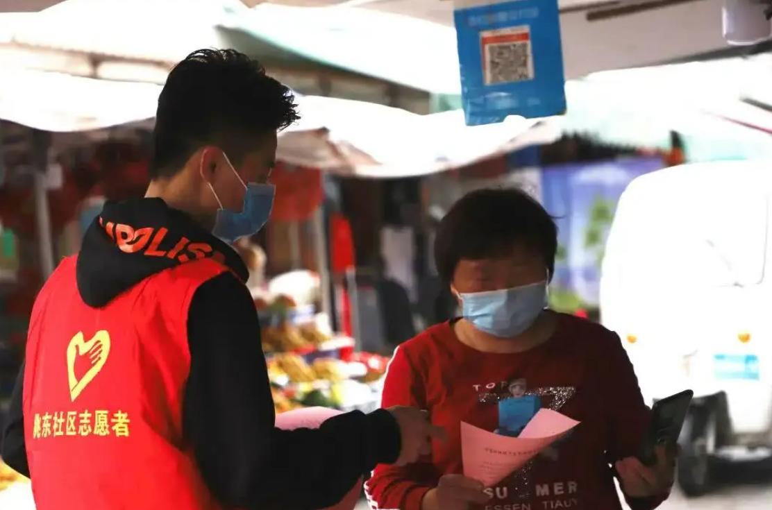 男子被隔离在女生宿舍,男生被隔离在女生宿舍