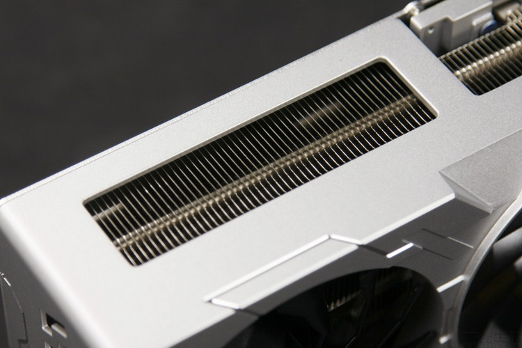 影驰rtx40608g金属大师oc怎么样,影驰rtx4090d金属大师