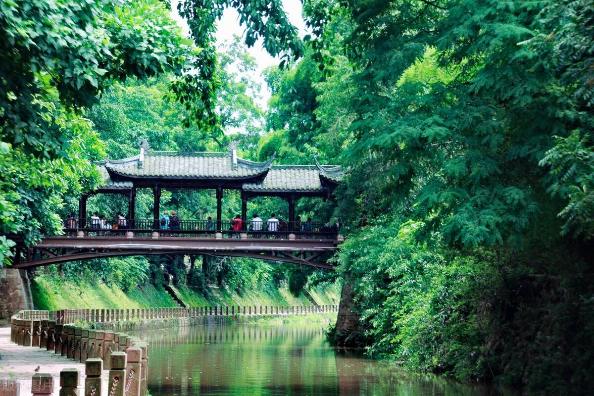 夏天最好的十大避暑城市,最适合夏天去的古镇