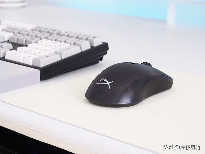 2022公认手感最好的无线游戏鼠标,极度未知旋火鼠标测评