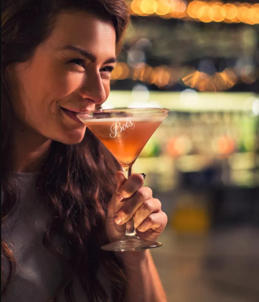 爱酒人士旅游攻略,爱酒人士酒厂品酒