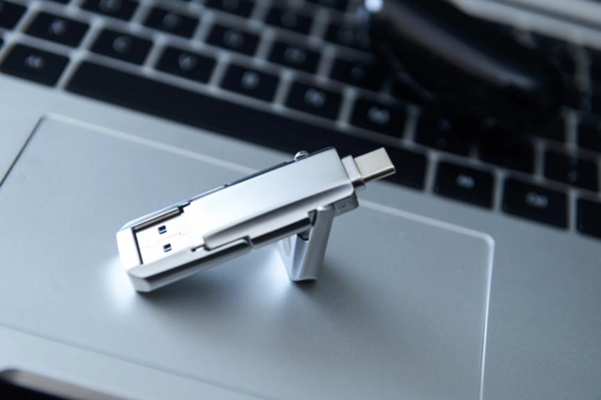 “U盘启动”别搞复杂!掌握这2种方法就够了,系统维护不求人