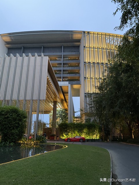 18年最需要去的国内10大特色酒店,杭州适合全家四个人住的酒店