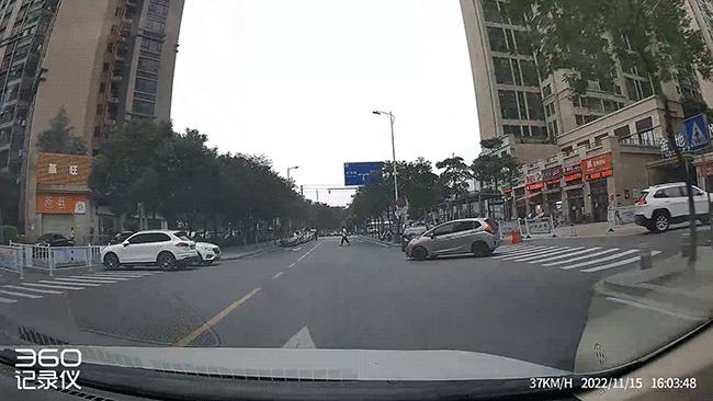 360记录仪g900和海康威视c6pro哪个好,360g900行车记录仪