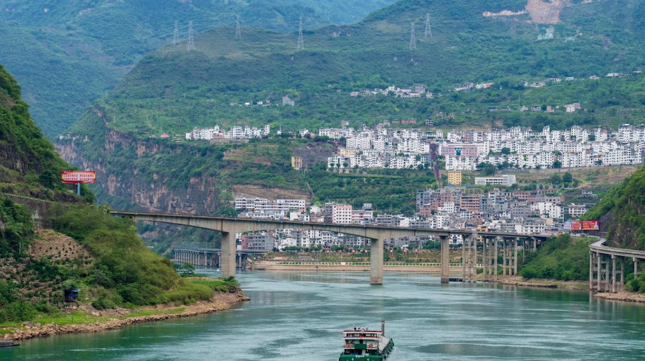 那些在小县城混得好的人,那些生活在农村的年轻人