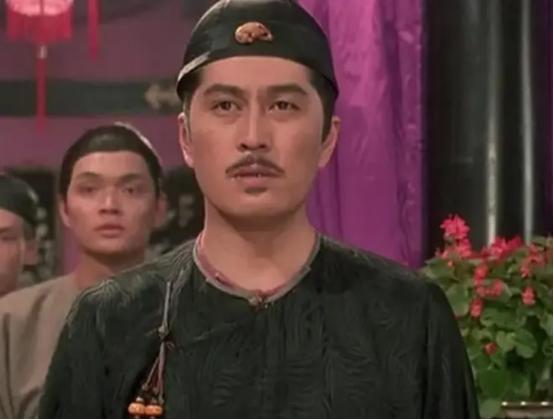 来内地养老的七位港星：农村盖大别墅，免费坐公交，生活很滋润